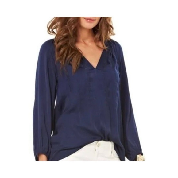 Lilly Pulitzer Tops - Lilly Pulitzer Navy Hollis Embroidered Tunic Top Small